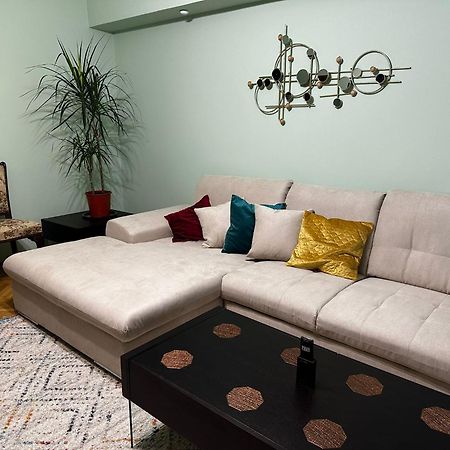 Sofiart Apartment Букурещ Екстериор снимка