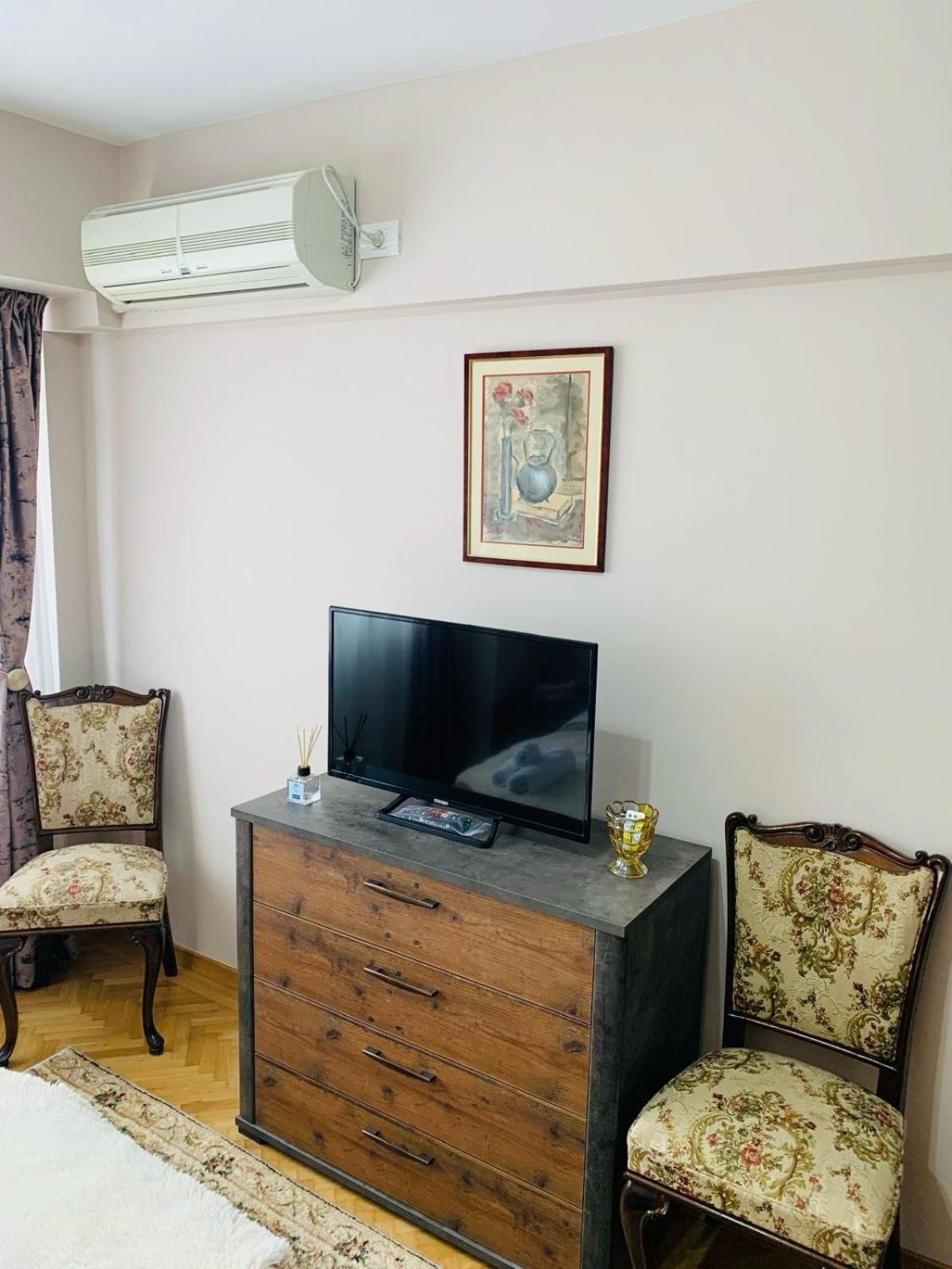 Sofiart Apartment Букурещ Екстериор снимка