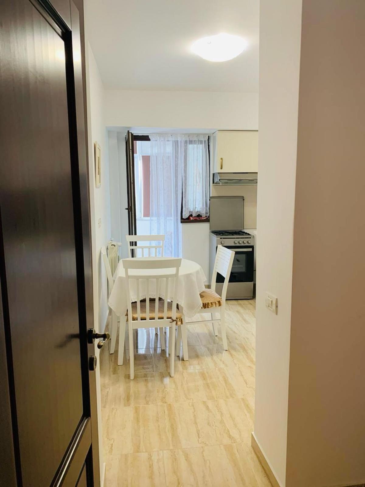 Sofiart Apartment Букурещ Екстериор снимка